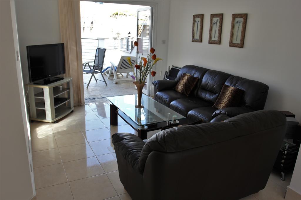 Villa Christina Paphos Exterior foto